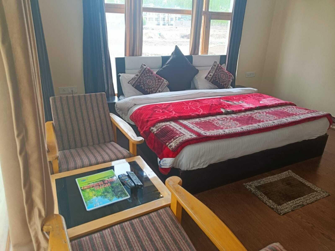Bedroom 3, Hotel Malik Residency, Leh