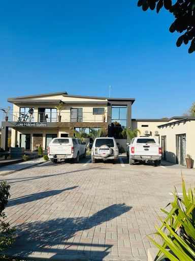 Others 5, Luxe Haven Suites, Ngamiland East