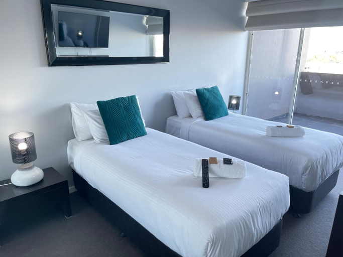 Bedroom 3, Honeysuckle Executive Apartments, Newcastle - Inner City