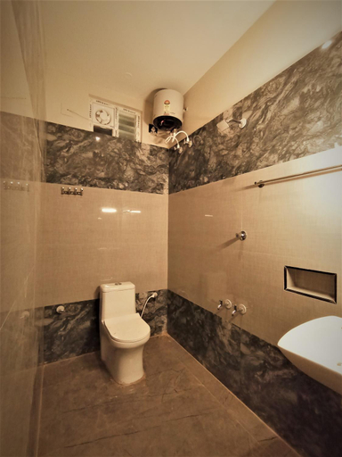 Bathroom 4, HOTEL ELITE, Ramanathapuram