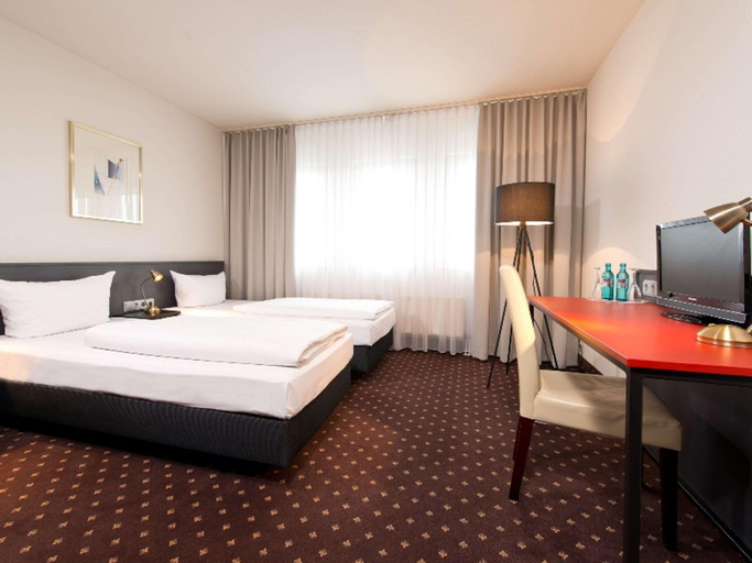 Bedroom 3, Achat Hotel Hockenheim, Rhein-Neckar-Kreis