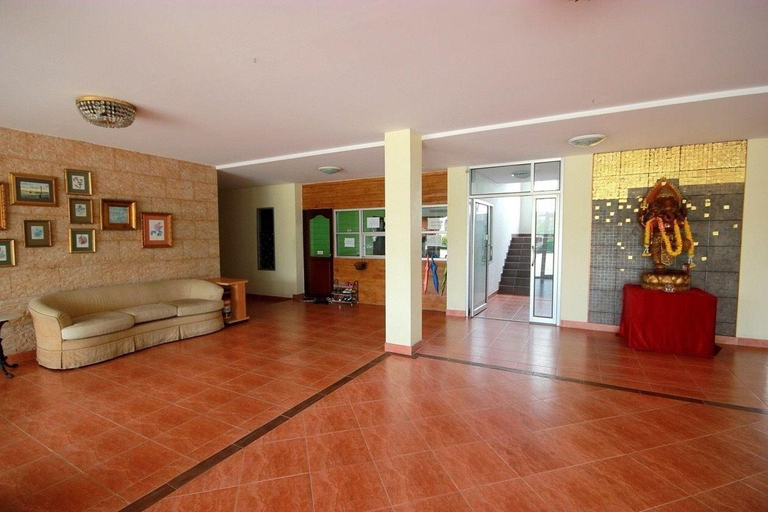 Public Area 2, Matini Amata, Phan Thong