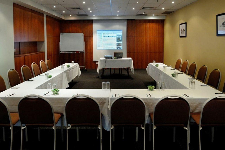 Business Facilities 2, Comfort Apartments Melbourne Central, Melbourne