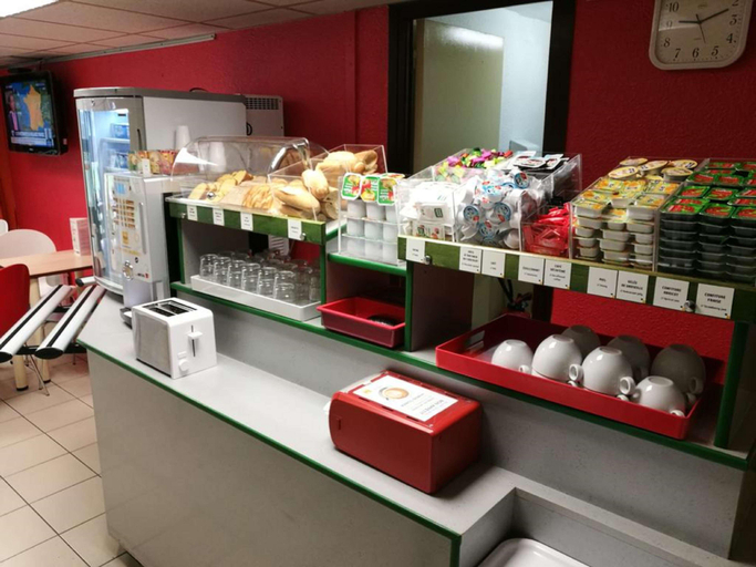 Food & Drinks, Premiere Classe Evreux, Eure