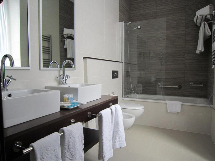 Bathroom 5, Termas, Zaragoza