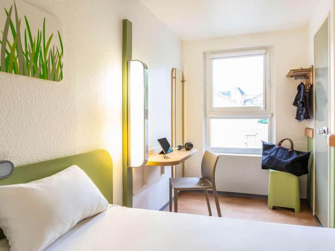 Bedroom 4, ibis budget Compiègne Centre Ville, Oise
