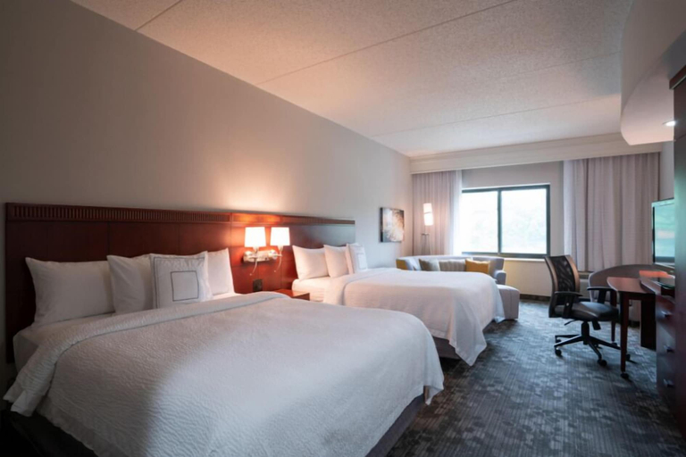 Bedroom 4, Courtyard by Marriott Middletown Goshen, Orange