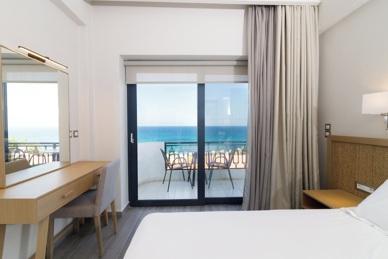 Bedroom 2, Elegant Beach Hotel, Peloponnese