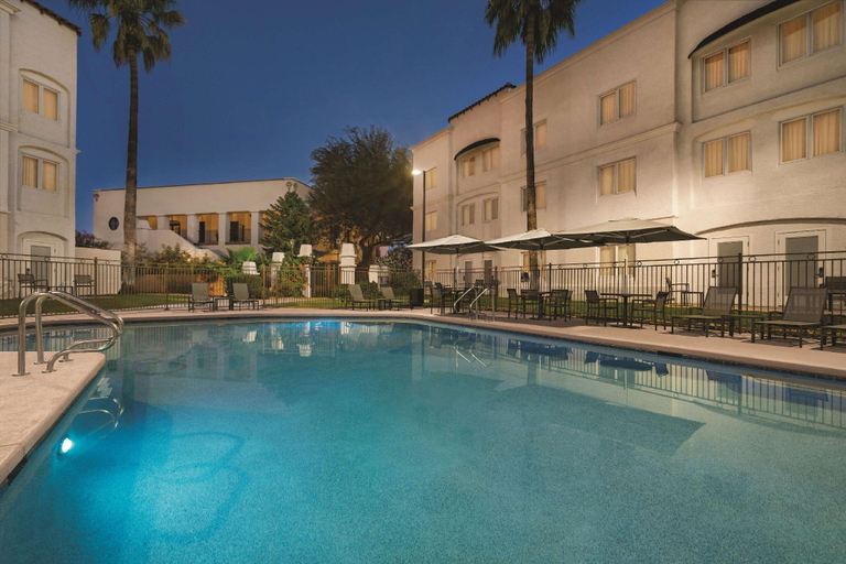 Sport & Beauty, Homewood Suites by Hilton Tucson/St. Philip's Plaza University, Pima
