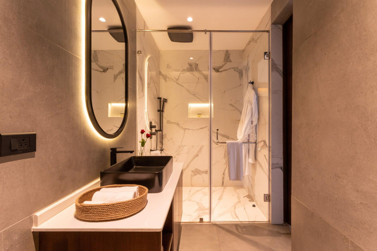 Bathroom 4, Romeo Lane The Boutique Resort, Goa, North Goa