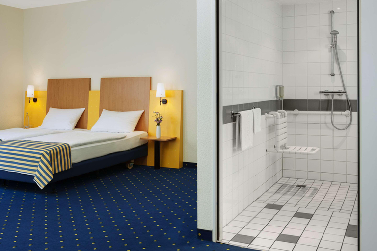 Bedroom 3, IntercityHotel Stralsund, Vorpommern-Rügen
