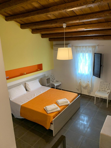 Bedroom 4, Casa Vacanza San Giorgio Rooms, Catania