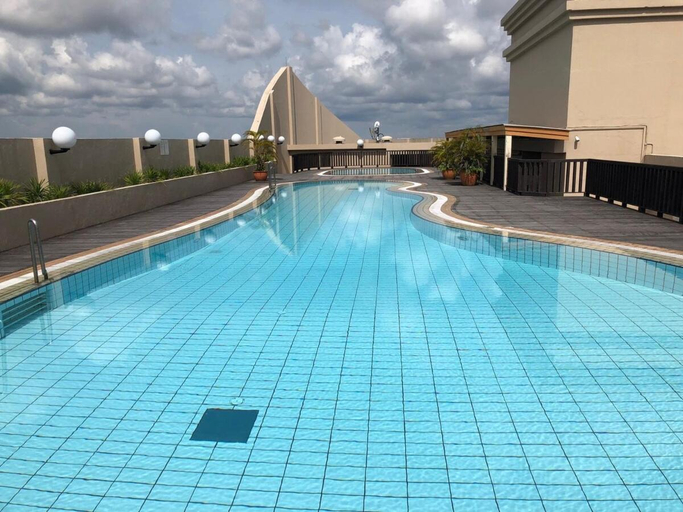 Sport & Beauty 2, Nicely Riverbank suites apartment , Kuching
