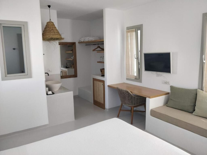 Bedroom 3, Psathaki, South Aegean