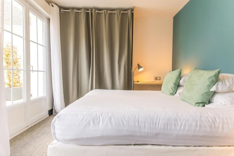 Bedroom 3, Hôtel la Baie des Anges, son SPA marin et sa piscine couverte et chauffée, Finistère