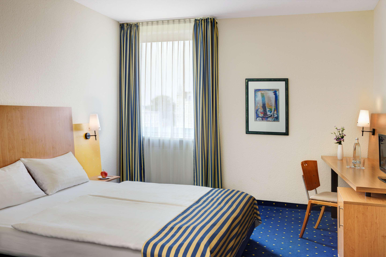 Bedroom 4, IntercityHotel Stralsund, Vorpommern-Rügen
