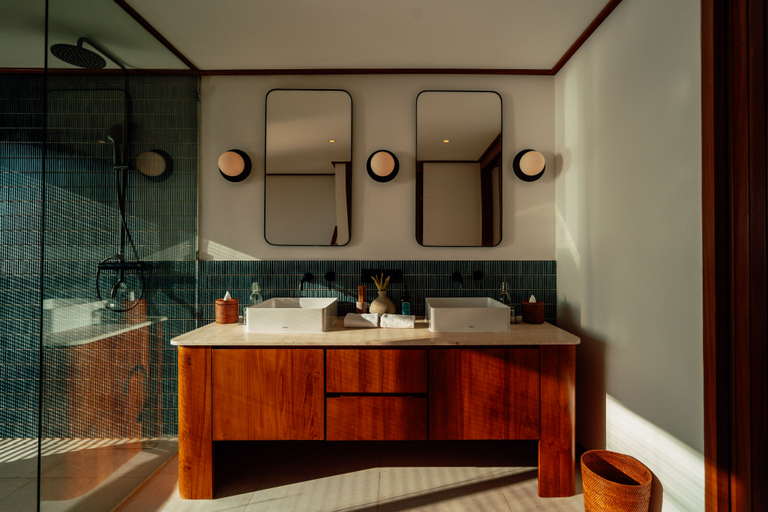 Bathroom 8