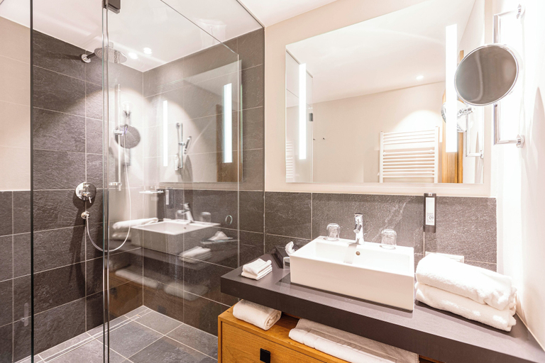 Bathroom 3, Bergresort Zugspitze Ehrwald by ALPS RESORTS, Reutte