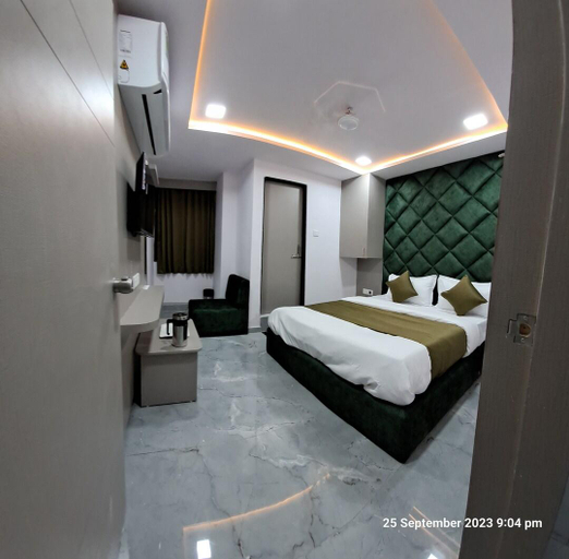 Bedroom 5, HOTEL KINGDOM, Gandhinagar