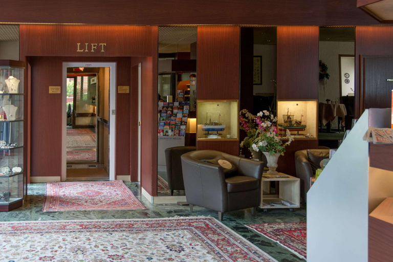 Public Area, Hotel Helgoland, Hamburg