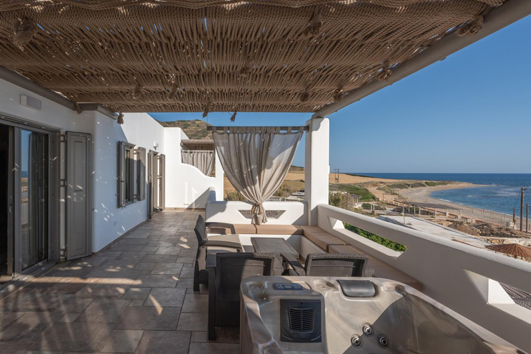 Others 5, Skyros Trias, Central Greece