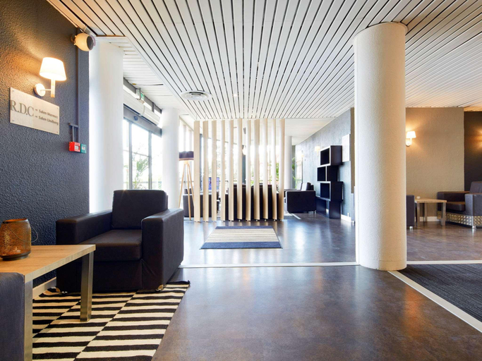 Public Area 3, Hotel Kyriad Orly Aéroport Athis Mons, Essonne