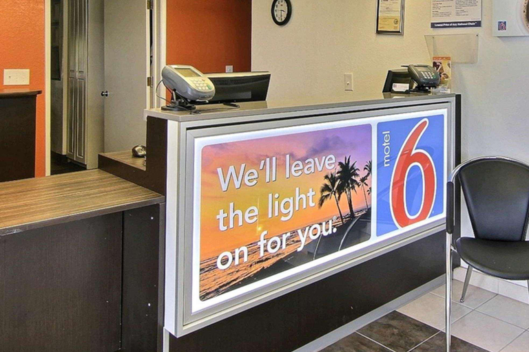 Public Area 3, Motel 6 Buellton, CA - Solvang Area, Santa Barbara