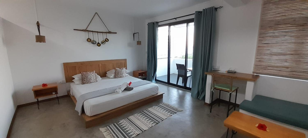 Others 3, Villa Ti Zil
