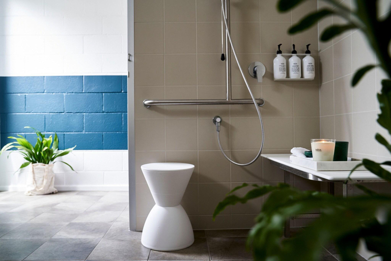 Bathroom 3, Peterborough House & Motel, Moyne - South