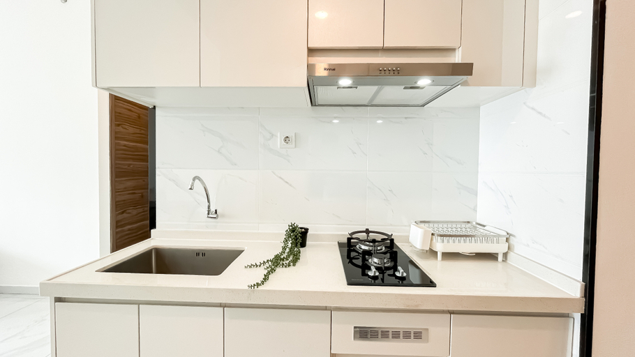 Others 4, Quiet and Homey 2BR with Extra Room Apartment Sky House BSD By Travelio, Tangerang Selatan