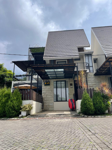 Photos of Mega Kusuma Villa