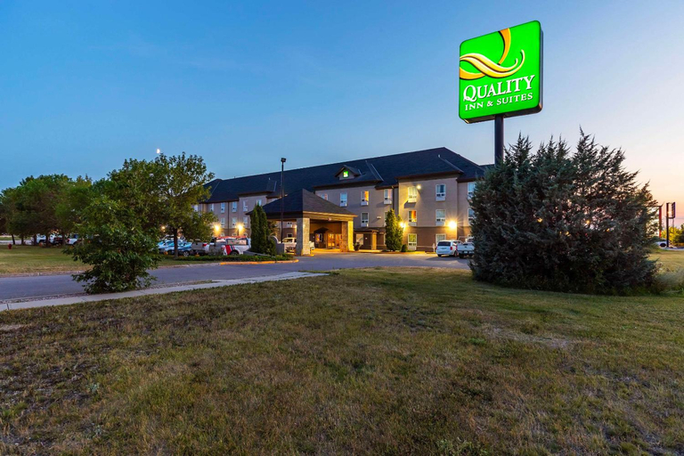 Others 5, Quality Inn & Suites Yorkton, Division No. 9