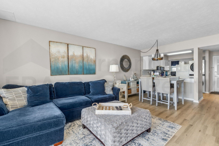 Others 2, Coral Sands Beautiful Condominium by RedAwning, Nassau