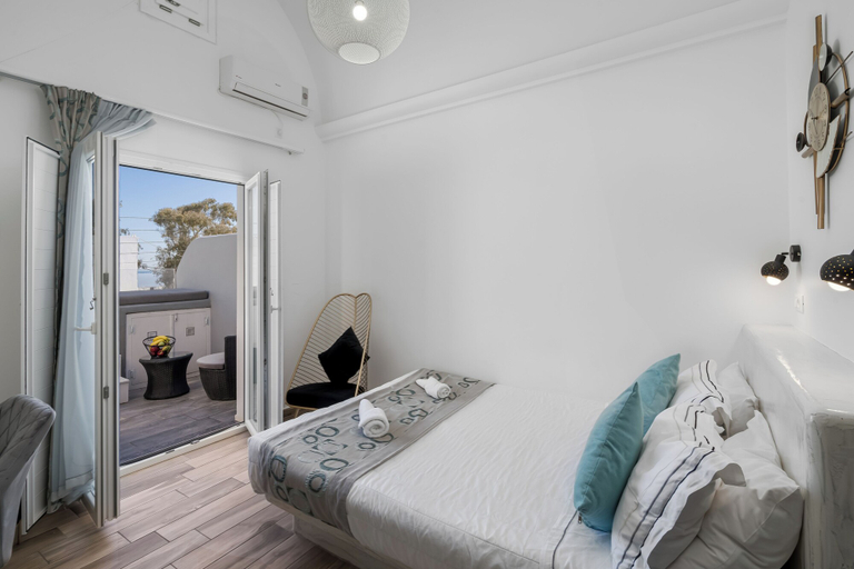 Bedroom 4, Oasis Suites Fira, South Aegean