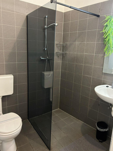 Others 5, Apartmani Lucin, Rijeka