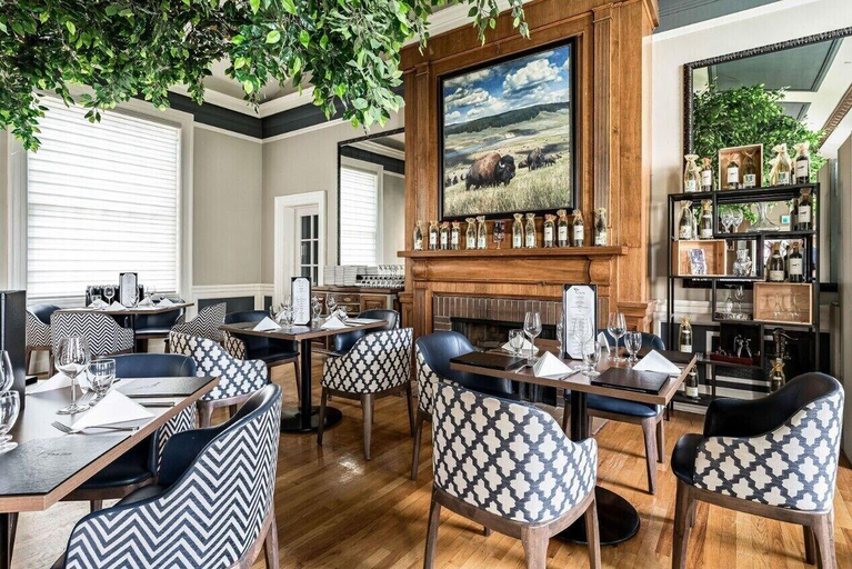 Food & Drinks 5, The Inn on Officers Garden, Division No. 6