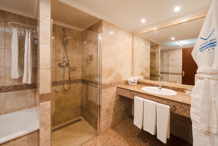 Bathroom 5, VIK Hotel San Antonio, Las Palmas
