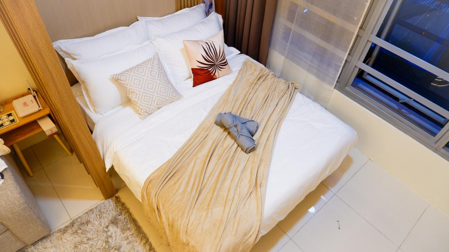 Bedroom, New Cozy Condo in Eastwood, Quezon City