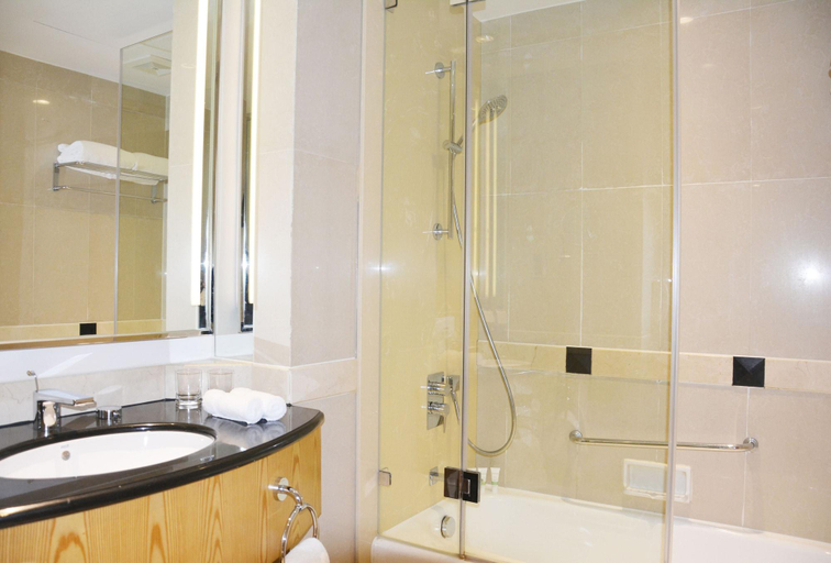 Bathroom 5, Hyatt Centric Zhongshan Park Shanghai, Shanghai
