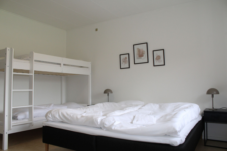 Bedroom 3, Hotel Traneparken, Morsø