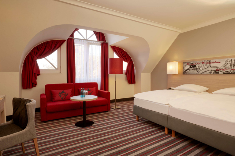 Bedroom 3, H+ Hotel Stade Herzog Widukind, Stade