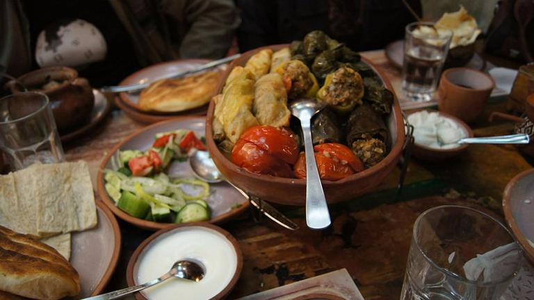 Food & Drinks, Madoyans Rest House