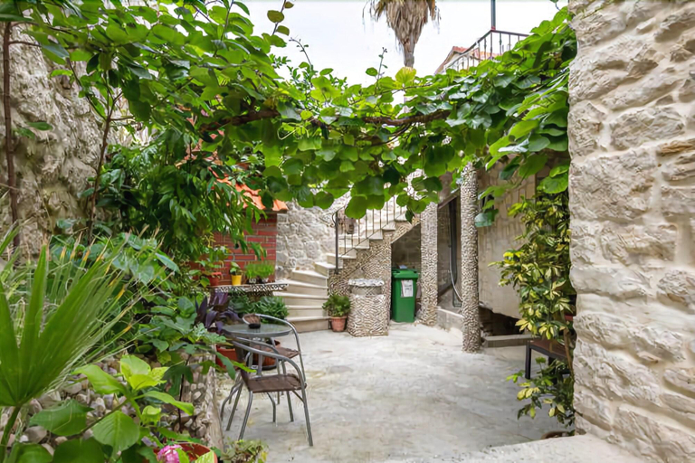 Exterior & Views 2, Apartments Nikolla, Split