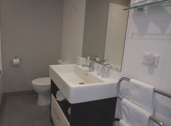Bathroom 3, Paihia Waterfront 1 Bedroom Apt & Pool, Far North