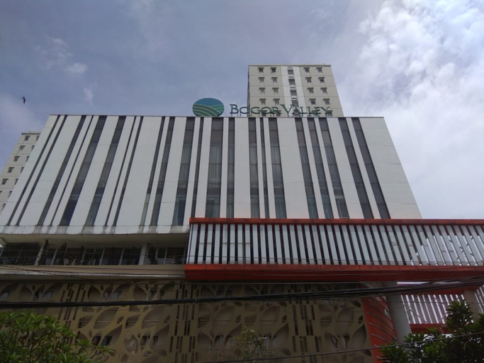 Exterior & Views 3, Strategic and Cozy Studio at Bogor Valley Apartment By Travelio, Bogor