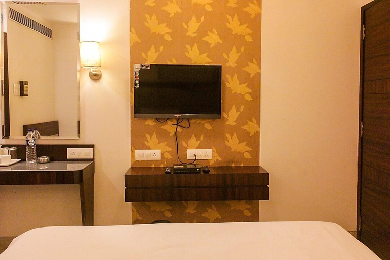 Bedroom, Hotel Better Home, Mumbai Suburban