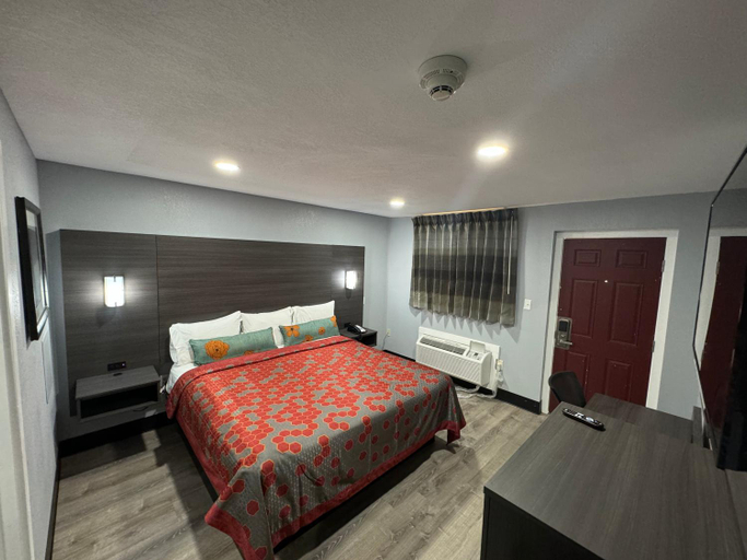 Others 2, America's Value Inn, Tulsa