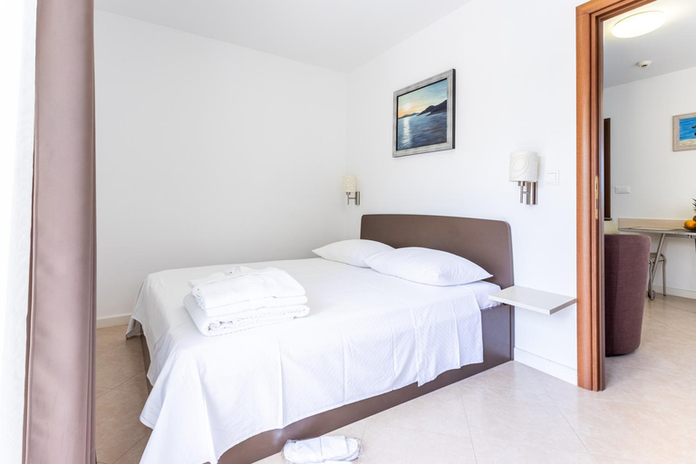 Bedroom 2, Villa Keti, Supetar