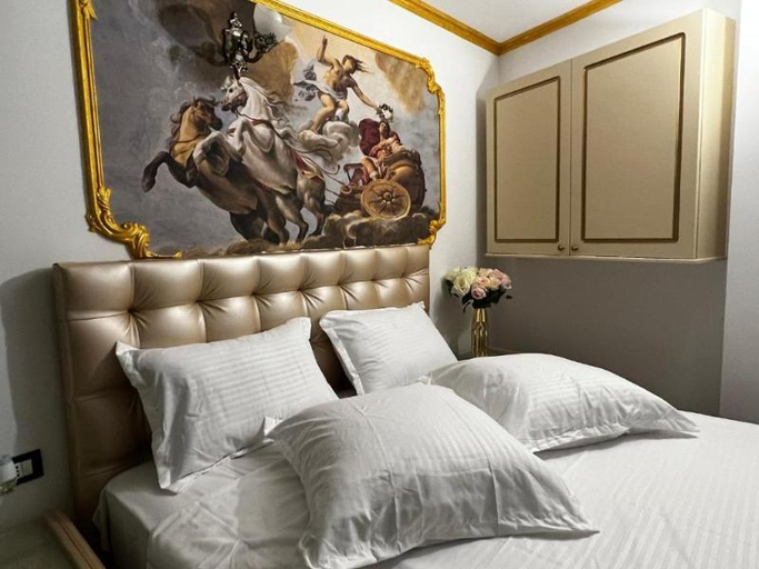 Others 5, Chic Boutique House, Municipiul Bucuresti