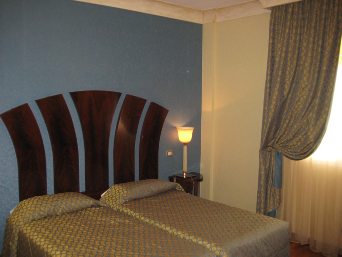 Bedroom 3, Zanhotel & Meeting Centergross, Bologna
